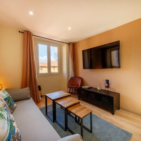 06A2 - Heart Of Old Nice Beautiful Renovated Apartment 외부 사진
