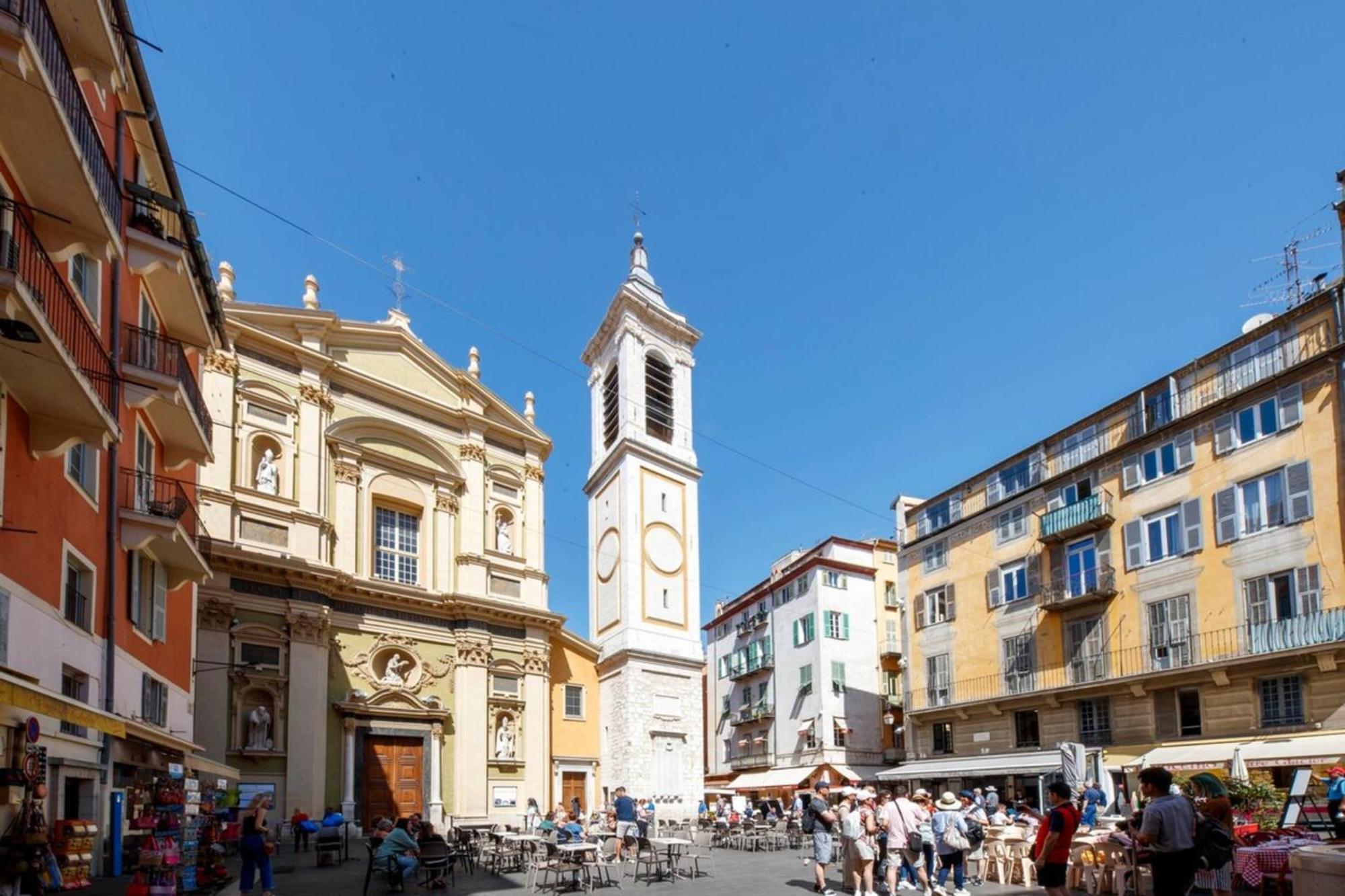 06A2 - Heart Of Old Nice Beautiful Renovated Apartment 외부 사진