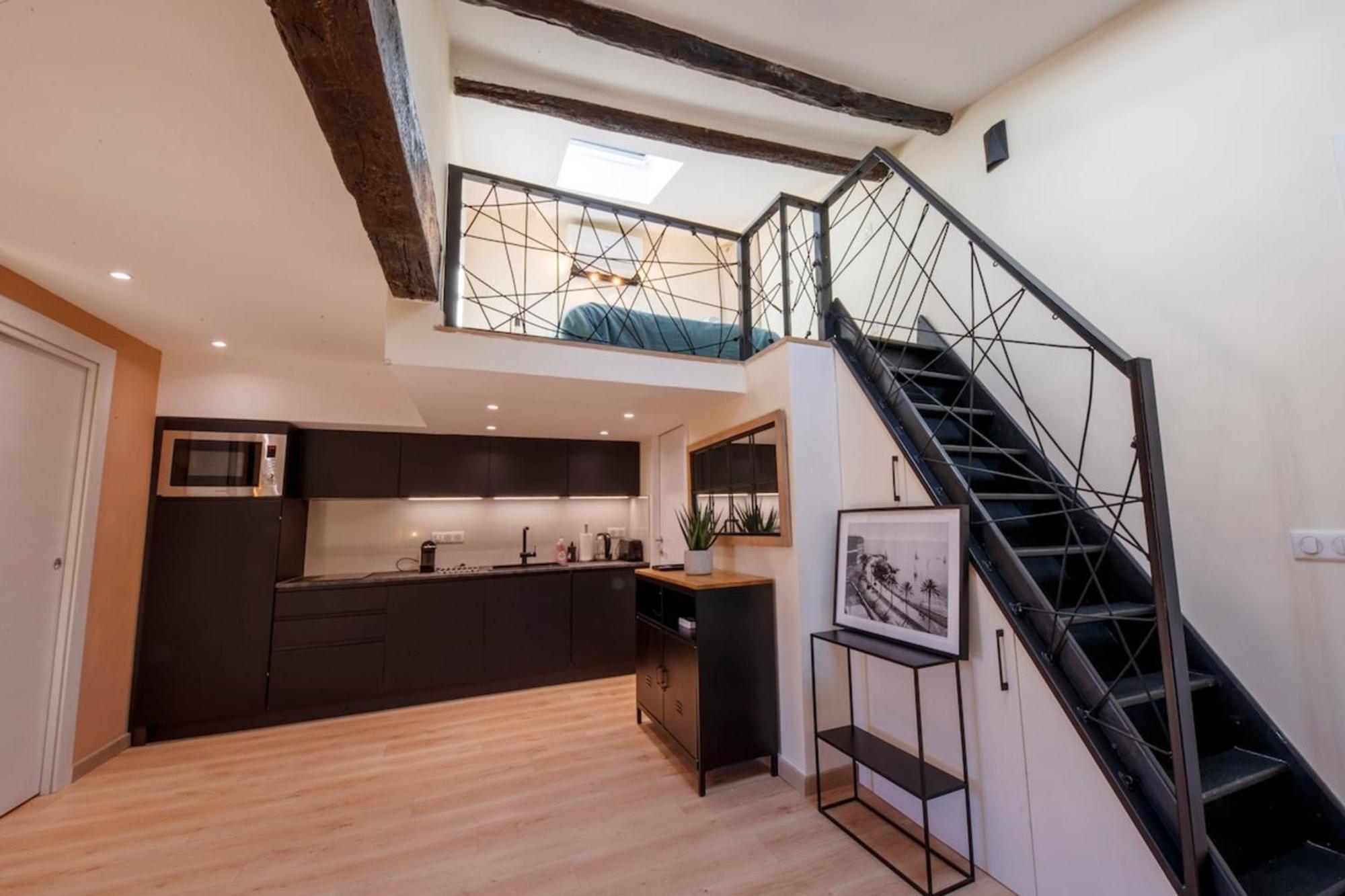 06A2 - Heart Of Old Nice Beautiful Renovated Apartment 외부 사진