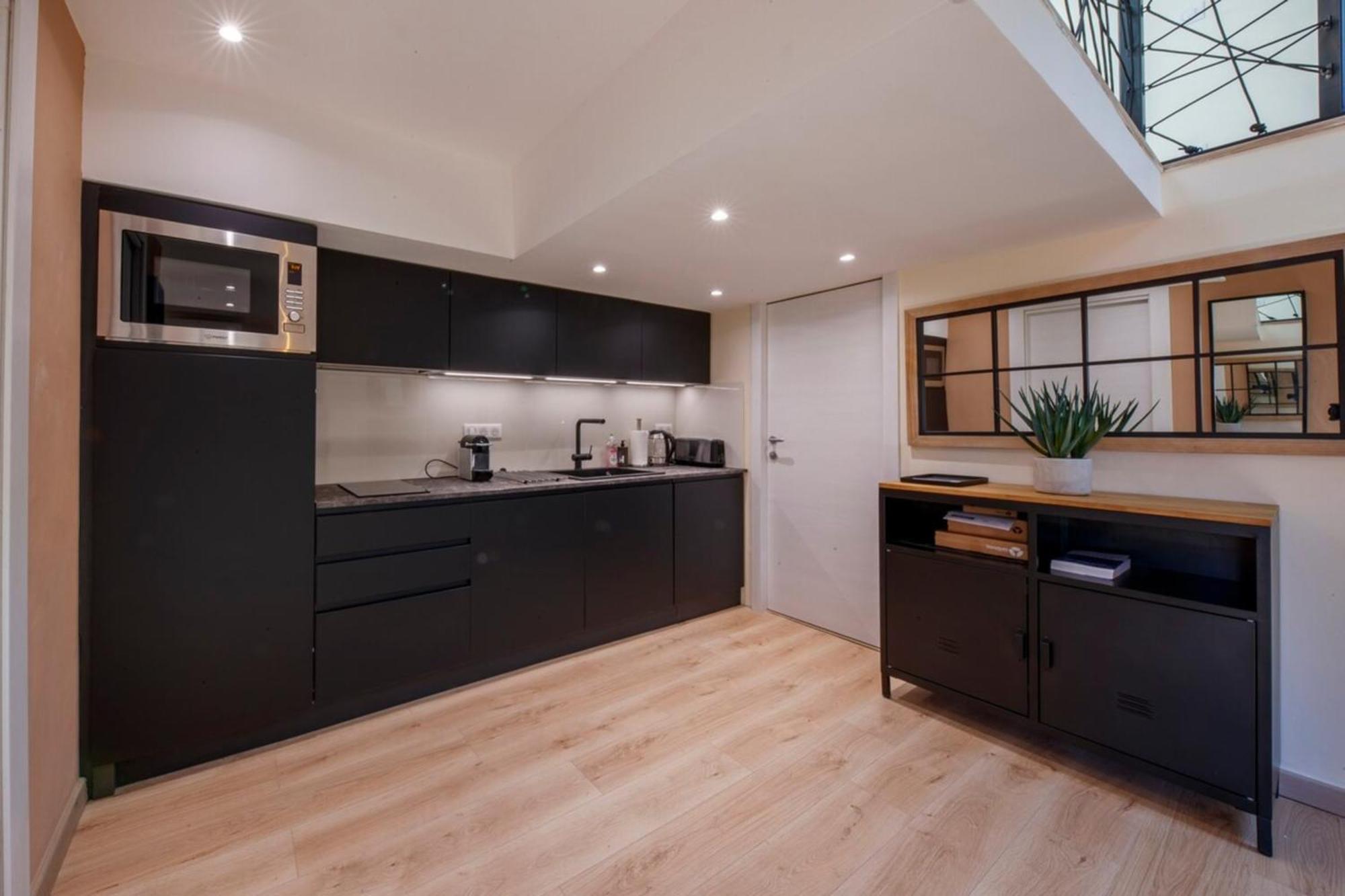 06A2 - Heart Of Old Nice Beautiful Renovated Apartment 외부 사진