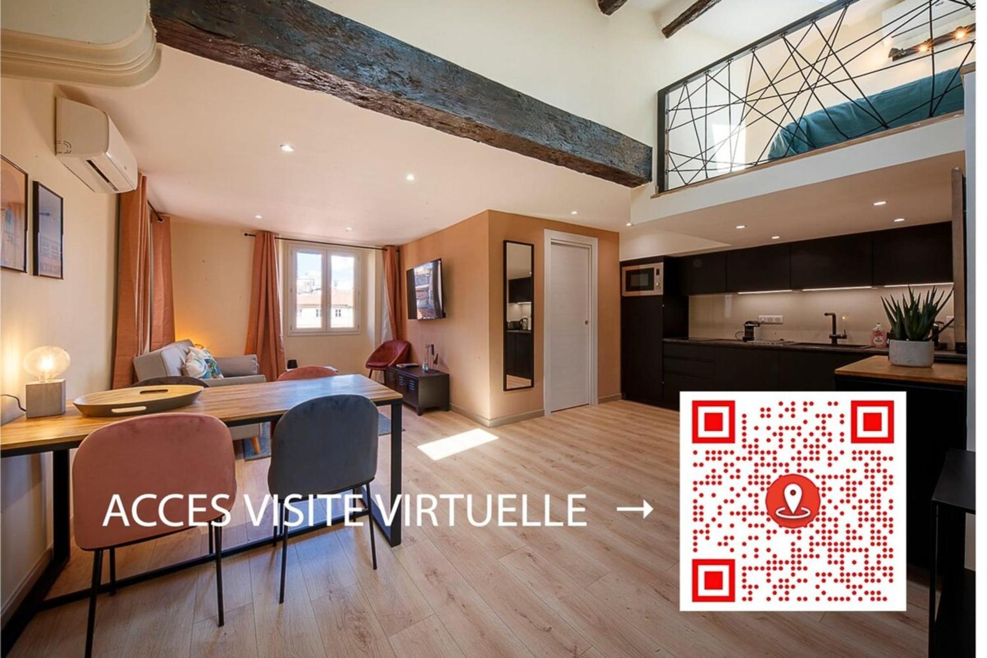 06A2 - Heart Of Old Nice Beautiful Renovated Apartment 외부 사진